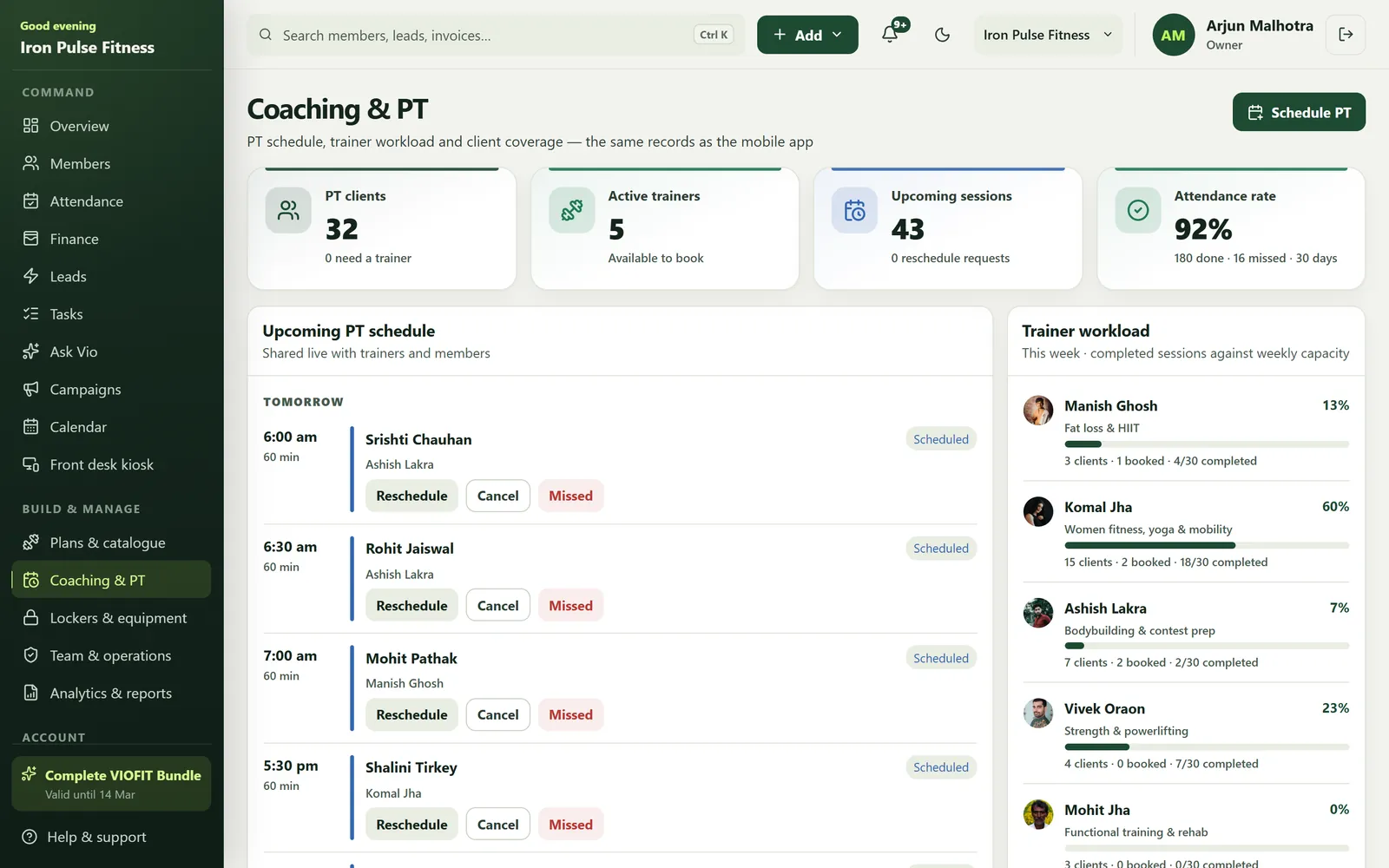 VIOFIT coaching view with trainer assignments, PT sessions and remaining balances